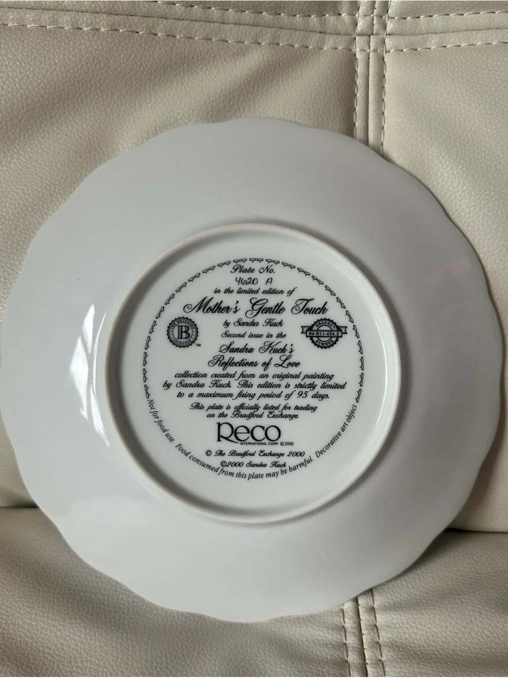 Sandra Kuck Bradford Exchange Collector Plates Set of 2 – Reflections of Love